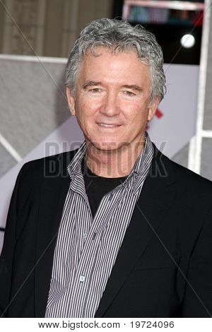 LOS ANGELES - SEP 22: Patrick Duffy dorazí na 