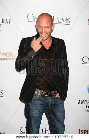 LOS ANGELES - SEP 29: Andrew Howard arriva a 
