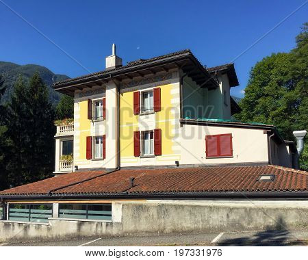 House Architecture In Aurigeno Switzerland