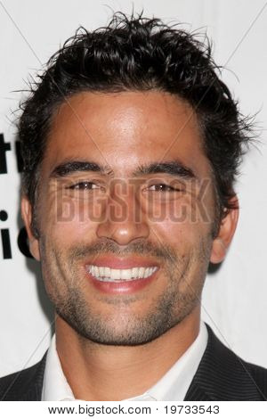 LOS ANGELES - loka 9: Ignacio Serricchio saapuu 