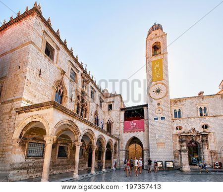 Tourists On Square In Stradun Street In Old Dubrovnik Croatia
