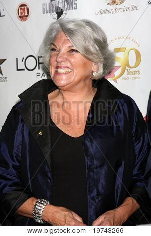 LOS ANGELES - NOV 3: Tyne Daly dorazí Hollywood Walk of Fame Cultural