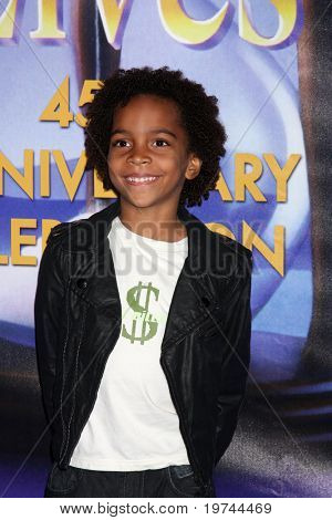 LOS ANGELES - 6 novembre: Terrell Ransom Jr. arriva al Days of Our Lives 45th Anniversary Party presso 