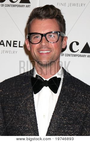 LOS ANGELES - 13 NOV: Brad Goreski arriveert op de MOCA jaarlijkse Gala 