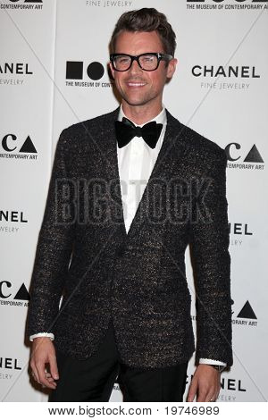 LOS ANGELES - 13 NOV: Brad Goreski arriveert op de MOCA jaarlijkse Gala 