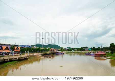 Along this Present day we got the moment of environment of the river that seem important  for people with Sakaekrang River This Picture can be Improve us to motive work on the next generation of humanity future.