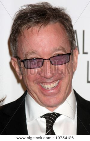 LOS ANGELES - 30 Kasım: Tim Allen Paley Center medya yıllık Los Angeles Gala hürmetine geldi