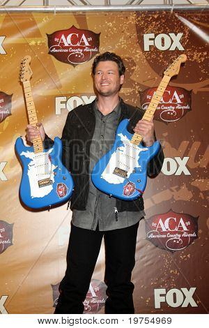 LAS VEGAS - 6 DEC: Blake Sheldon nella sala stampa del 2010 American Country Awards presso MGM Gran