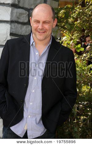 LOS ANGELES - DEC 11: Rob Corddry ankommer til den 
