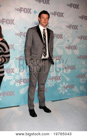 Los Angeles jan 11: Cory Monteith kommt in der Fox-Tca-Winter 2011-Party im Villa Sorriso auf ja