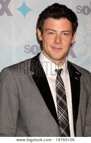 Los Angeles jan 11: Cory Monteith kommt in der Fox-Tca-Winter 2011-Party im Villa Sorriso auf ja