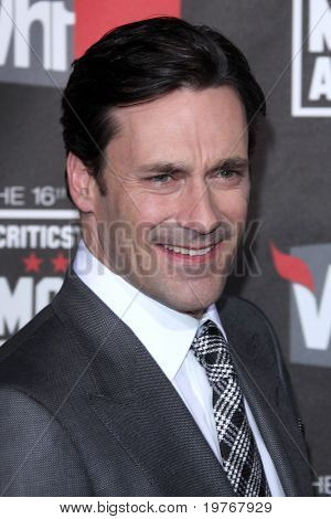 LOS ANGELES - 14 JAN: Jon Hamm arrive au 16th Annual Critics' Choice Movie Awards à la Hollyw