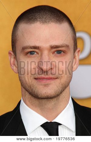 LOS ANGELES - Feb: Justin Timberlake kommt in 2011 Screen Actors Guild Awards am Schrein A
