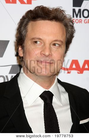 LOS ANGELES - FEB 7: Colin Firth přijede na 