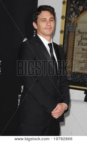 LOS ANGELES - JAN 29: James Franco komt op het Filmfestival van 2011 Santa Barbara Intern'l naar rece