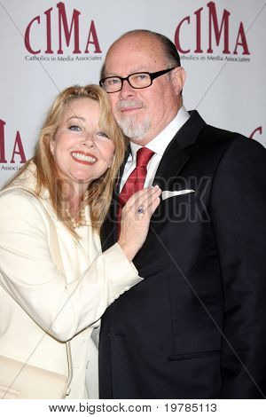 LOS ANGELES - 20 Şubat: Melody Thomas Scott, Ed Scott medya ortak 2011 Katolikler gelir