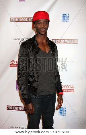 Los Angeles feb 20: Edi Gathegi kommt in der 24-Stunden-Hollywood-Rush beim Ebell Theater auf Februar