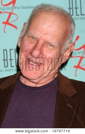LOS ANGELES - MAR 18: Michael Fairman ankommer til unge & the Restless 38th jubilæumsfest 