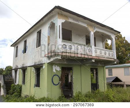 Cerro Gordo, Bayamon/puerto Rico - February 26, 2019: Abandoned Property Without Caretaking Shows Si