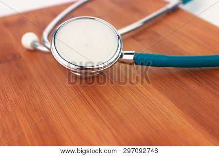Stethoscope  On A Wood Background, Ellness, Surgeon, Cardiology, Stethescope, Stethoscope, Hert, Mea
