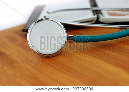 Stethoscope  On A Wood Background, Health, Surgeon, Cardiology, Stethescope, Stethoscope, Hert, Meas