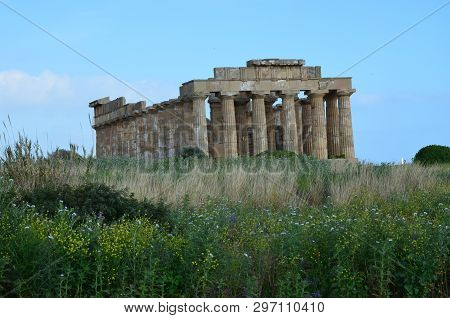 Selinunte, Sicily. Temple Of Hera, Ancient Greek Ruins In Italy, Doric Architecture