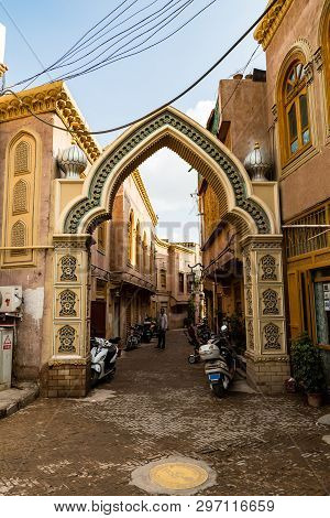 Aug 2017, Kashgar, Xinjinag, China: Arabic Style Decorated Archway In The Streets Of Kashgar Ancient