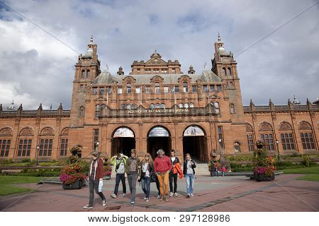 Glasgow, Scotland, 8th September 2013, The Kelvingrove Art Gallery And Museum Near Kelvingrove Park 