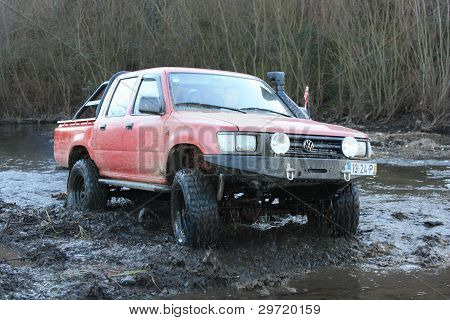 Portekizce 4 X 4 yarış macera