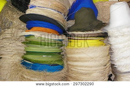 Authentic Panama Hats Or Paja Toquilla Hats, Weaving From Straw, Unfinished, At Paja Toquilla Factor