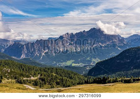 Italy Dolomites Moutnain At Summer - Passo Di Giau. Dolomites Are On Unesco World Heritage List.