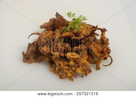 Crispy Kanda Bhaji Or Pyaj Pakode Or Fried Onion Pakora