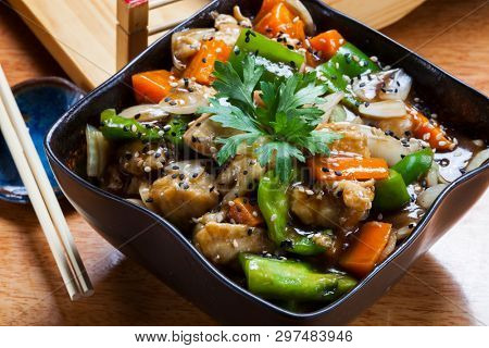 Yakisoba Japanese Cuisine