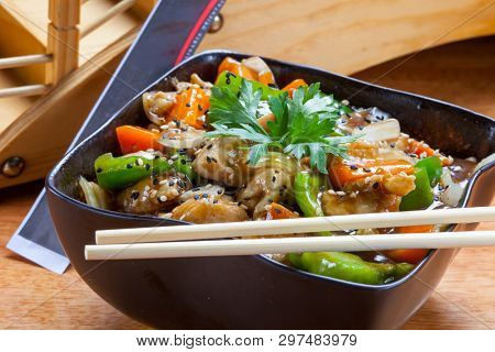 Yakisoba Japanese Cuisine