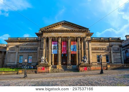 Liverpool, Uk - May 17 2018: Walker Art Gallery At William Brown Street In Liverpool City Centre, On