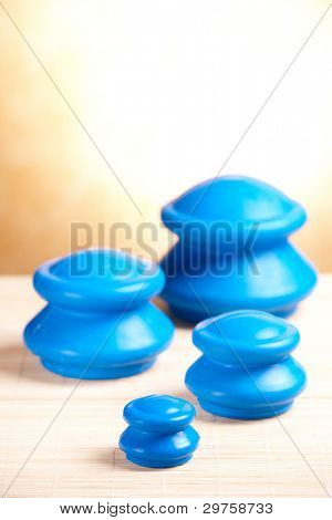 Ventouses en caoutchouc de verre, c'est un type de médecine traditionnelle chinoise de ventouses en verre.