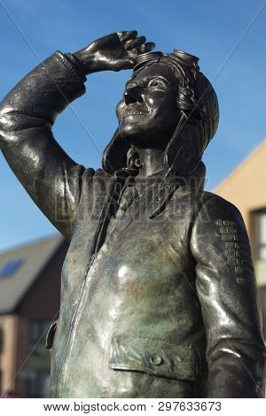 A View Of The Amy Johnson Statue On Hawthorne Avenue Housing Estate, Hull, East Yorkshire - 24th Mar