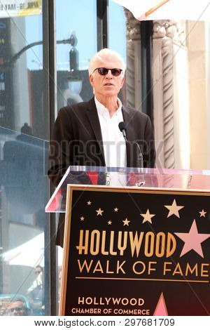 LOS ANGELES - APR 23:  Ted Danson at the Seth MacFarlane Star Ceremony on the Hollywood Walk of Fame on April 23, 2019 in Los Angeles, CA