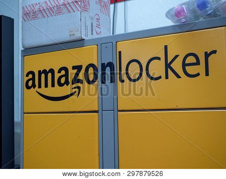 San Francisco, Ca December 2, 2018: Amazon Locker Location Inside 711 Store, Closed Secure