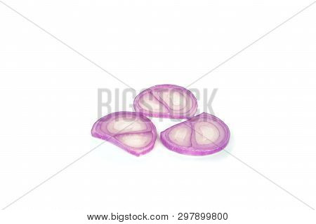 Shallot Makes Appetite, Helps To Warm The Body.shallot On White Background.with Clipping Path.