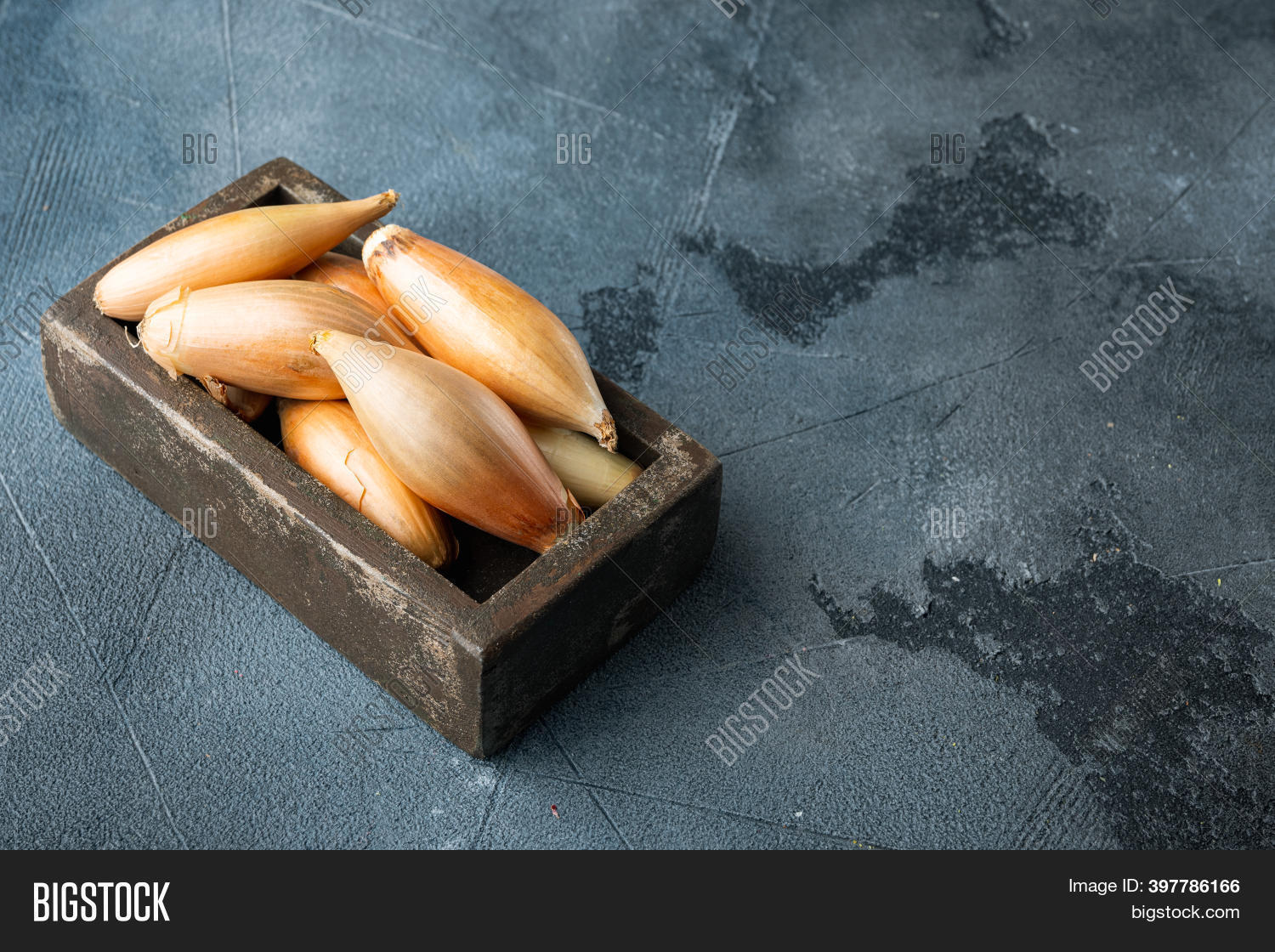 Raw Baby Shallot Onion Image & Photo (Free Trial) Bigstock