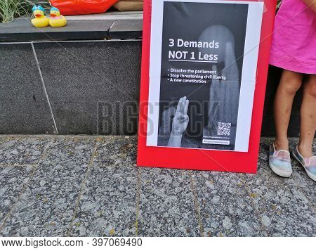 Brisbane, Australia - November 29, 2020: Information Placard Shows The 3 Demands  In The Peacefully 
