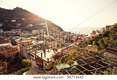 Ansicht der Stadt Minori, Italien