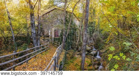17th Century Watermill Of Banos De Montemayor. Magic Autumn Of Ambroz Valley, Extremadura, Spain. Pa