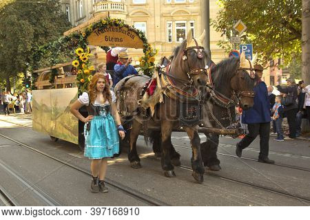 Stuttgart, Germany, 25 September 2016.  Volksfest In Stuttgart. The March Through The City Center.