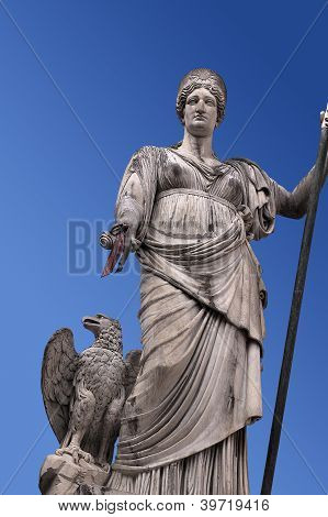 Maria Beatrycze D'este Ricciarda - Carrara, Włochy
