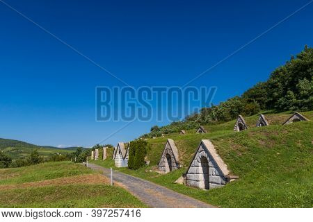 Gombos-hegyi pincesor in Hercegkut, UNESCO site, Great Plain, North Hungary