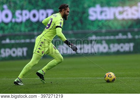 Milano, Italy. 29th November 2020. Bartlomiej Dragowski Of Acf Fiorentina    During The Serie A Matc