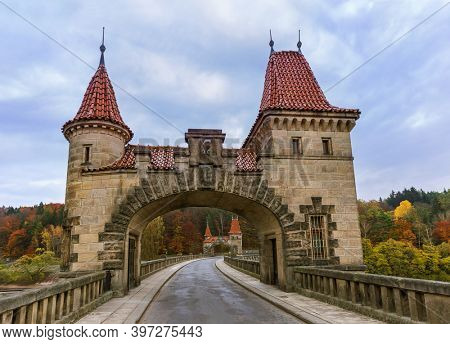 Dam Les Kralovstvi in Czech - travel and nature background