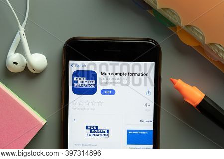 New York, Usa - 1 December 2020: Mon Compte Formation Mobile App Icon On Phone Screen Top View, Illu